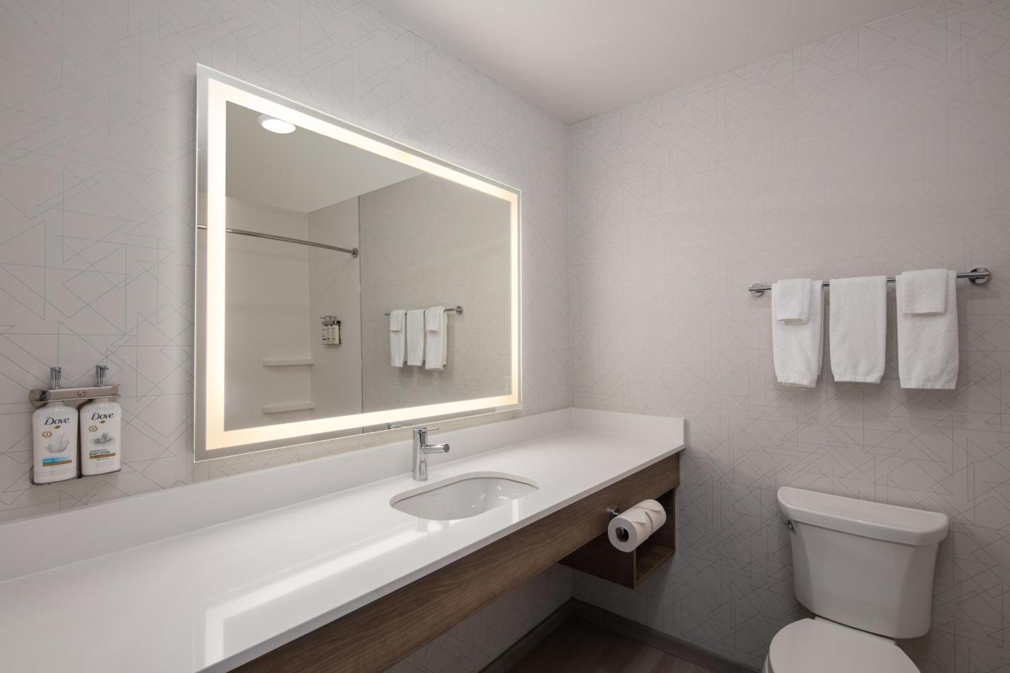 Holiday Inn Express Bothell By Ihg Buitenkant foto